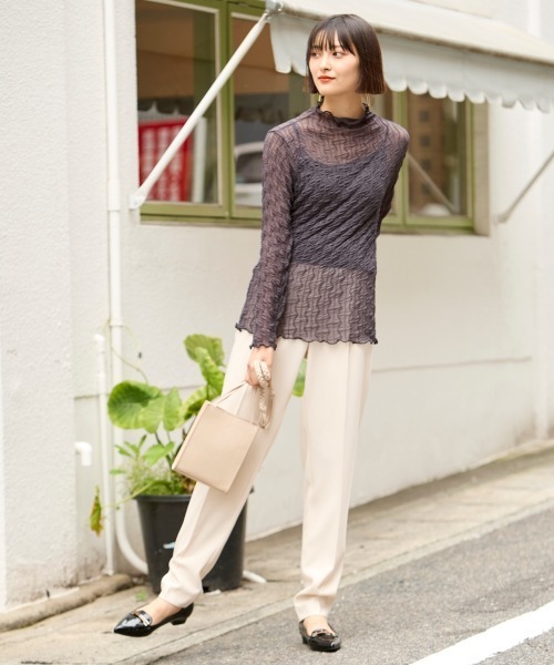 SMILE LAND(スマイルランド)の「<大きいサイズ> 選べるシアープルオーバー(Tシャツ/カットソー・レディース・グレー/ブラック/キナリ/チャコール/ミント/オフホワイト・4L/5L/3L/LL/L)」の10枚目の写真