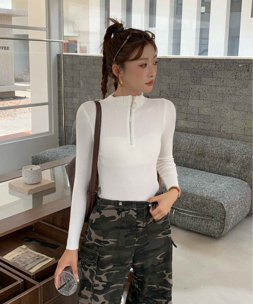 Per sist ence(パーシエンス)の「ハーフジップスリムリブニット(Tシャツ/カットソー・レディース・ブラック/ホワイト/レッド/グレー・FREE)」の9枚目の写真
