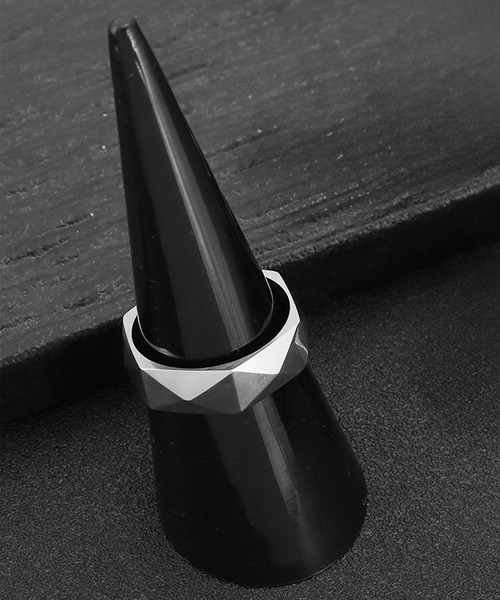 SBG（エスビー）の「SBG 六角形ミラーカットリング（リング・メンズ・ブラック/グレー/ブルー/シルバー・14号/17号/20号/22号）」の4枚目の写真