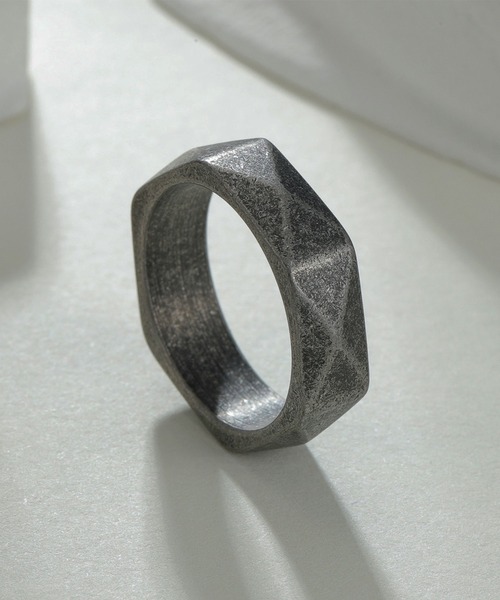 SBG（エスビー）の「SBG 六角形ミラーカットリング（リング・メンズ・ブラック/グレー/ブルー/シルバー・14号/17号/20号/22号）」の7枚目の写真