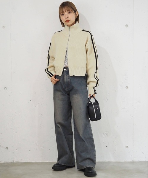 tiptop(ティップトップ)の「【web限定アイテム】袖ライン畦編みジップブルゾン(ニット/セーター・レディース・アイボリー/ブルー/チャコールグレー・FREE)」の7枚目の写真