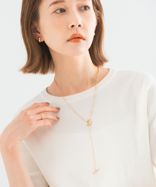 URBAN RESEARCH ROSSO WOMEN（アーバンリサーチ　ロッソ）の「チェーンY字ネックレス（ネックレス・レディース・ゴールド・FREE）」の2枚目の写真