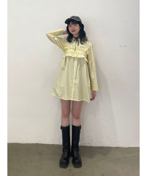 jouetie（ジュエティ）の「ビスチェレイヤードチュニックストライプシャツ（シャツ/ブラウス・レディース・オフホワイト/イエロー/ブルー/ブラック・MEDIUM）」の12枚目の写真