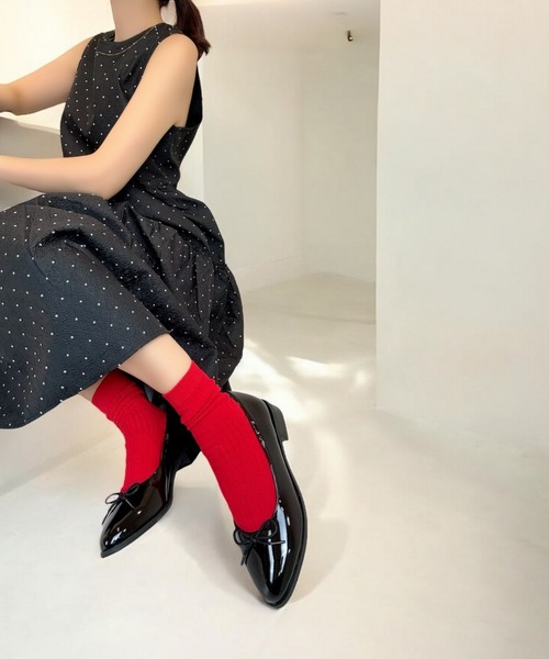 Sugar Sugar（シュガーシュガー）の「リボンパンプス【SUGAR SUGARシュガーシュガー】リボン　パンプス　ローヒール　エナメル（パンプス・レディース・ブラック系/ブラック/ベージュ系/レッド系・LL/L/M/S）」の7枚目の写真