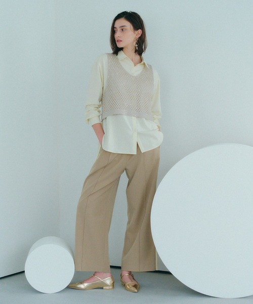 YECCA VECCA（イェッカヴェッカ）の「メリージェーンTストラップパンプス（パンプス・レディース・ブラック/ゴールド/シルバー・22.5cm/23.5cm/24.5cm）」の20枚目の写真