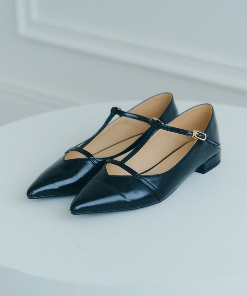 YECCA VECCA（イェッカヴェッカ）の「メリージェーンTストラップパンプス（パンプス・レディース・ブラック/ゴールド/シルバー・22.5cm/23.5cm/24.5cm）」の4枚目の写真