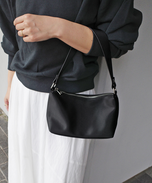 年末のプロモーション大特価！ SLOBE IENA ナイロンBAG（ショルダーバッグ）｜SLOBE バッグ