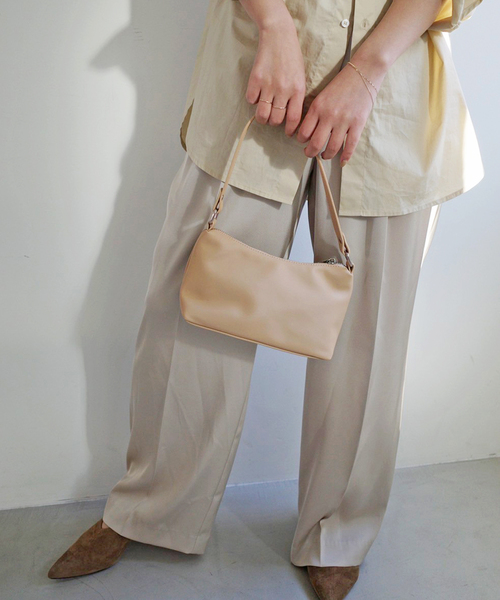 SLOBE IENA（スローブイエナ）の「SLOBE ナイロンBAG（ショルダーバッグ・レディース・ブラック/ベージュ・FREE）」の13枚目の写真