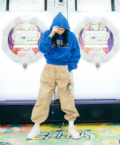 FREAK'S STORE(フリークスストア)の「PIKO × FREAK'S STORE/ピコ 別注 メッシュロゴフーディー(パーカー・レディース・チャコール/ナチュラル/ブルー・フリ-)」の13枚目の写真