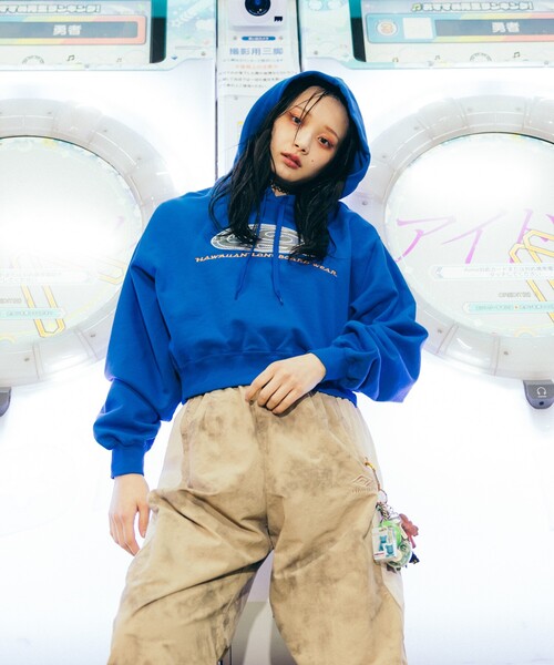 FREAK'S STORE(フリークスストア)の「PIKO × FREAK'S STORE/ピコ 別注 メッシュロゴフーディー(パーカー・レディース・チャコール/ナチュラル/ブルー・フリ-)」の15枚目の写真