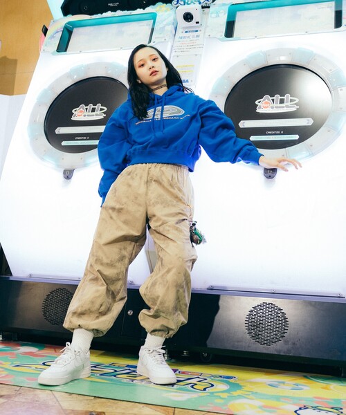 FREAK'S STORE(フリークスストア)の「PIKO × FREAK'S STORE/ピコ 別注 メッシュロゴフーディー(パーカー・レディース・チャコール/ナチュラル/ブルー・フリ-)」の20枚目の写真