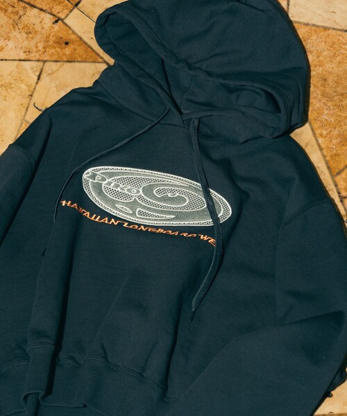 FREAK'S STORE(フリークスストア)の「PIKO × FREAK'S STORE/ピコ 別注 メッシュロゴフーディー(パーカー・レディース・チャコール/ナチュラル/ブルー・フリ-)」の21枚目の写真