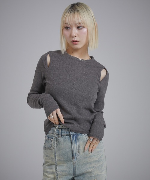 ENVYM(アンビー)の「カットアウトリブトップス(Tシャツ/カットソー・レディース・アイボリー/ブラック/グレー・FREE)」の19枚目の写真