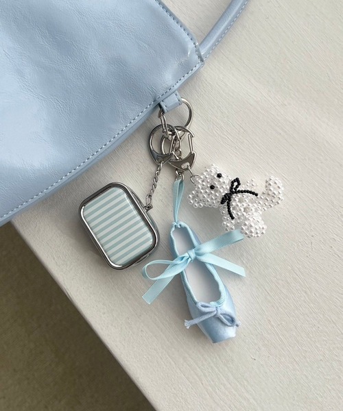 新品　me %ローリーズファーム　ぬいぐるみキーホルダー　パジャマ MIFFY×VIPO】Winter Love Rabbit ぬいぐるみ キーホルダー