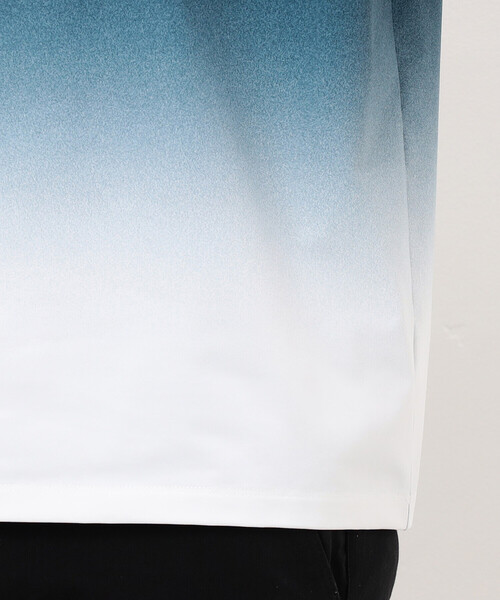 COMME CA ISM（コムサイズム）の「グラデーションプリント Ｔシャツ（Tシャツ/カットソー・メンズ・ブラック/ネイビー/ブルー・LARGE/MEDIUM）」の5枚目の写真