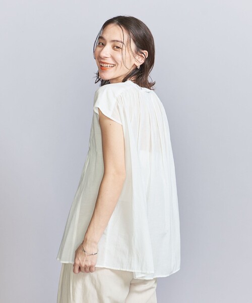 BEAUTY&YOUTH UNITED ARROWS(ビューティーアンドユースユナイテッドアローズ)の「【WEB限定】ピンタック フレンチスリーブブラウス -ウォッシャブル-(シャツ/ブラウス・レディース・ダークブラウン/ブラック/ホワイト/ライラック・FREE)」の8枚目の写真