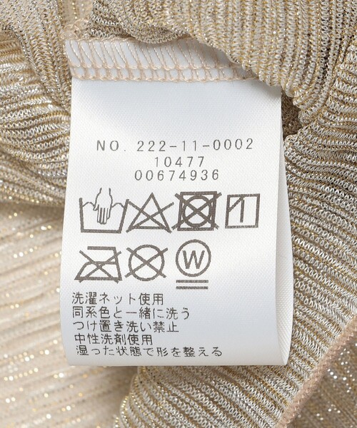 SHIPS Colors(シップス カラーズ)の「SHIPS Colors:〈手洗い可能〉シアー クレープ ハイネック インナー(Tシャツ/カットソー・レディース・ゴールド/ブラック・ONE SIZE)」の9枚目の写真