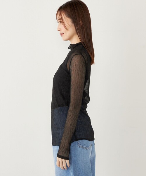 SHIPS Colors(シップス カラーズ)の「SHIPS Colors:〈手洗い可能〉シアー クレープ ハイネック インナー(Tシャツ/カットソー・レディース・ゴールド/ブラック・ONE SIZE)」の11枚目の写真