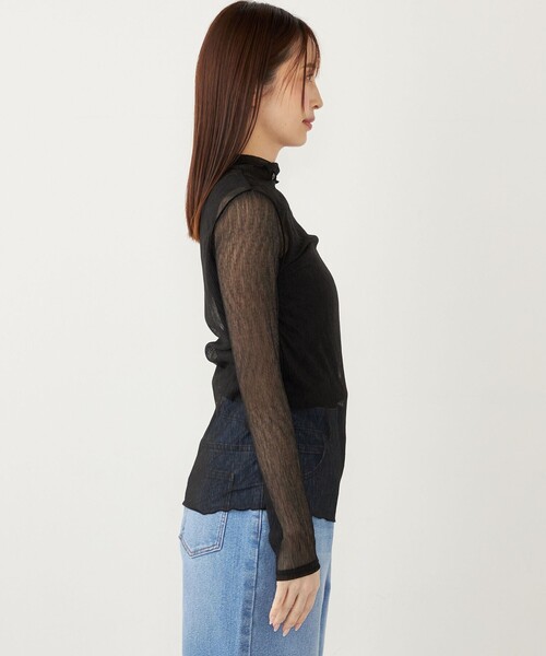 SHIPS Colors(シップス カラーズ)の「SHIPS Colors:〈手洗い可能〉シアー クレープ ハイネック インナー(Tシャツ/カットソー・レディース・ゴールド/ブラック・ONE SIZE)」の13枚目の写真
