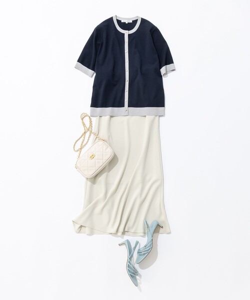 23区 L(ニジュウサンクオオキイサイズ)の「【WEB&一部店舗限定/洗える】レーヨンポリエステルストレッチ 半袖 カーディガン(カーディガン/ボレロ・レディース・ネイビー系2/ブラック系2/ホワイト系2/ベージュ系2・44/46)」の16枚目の写真