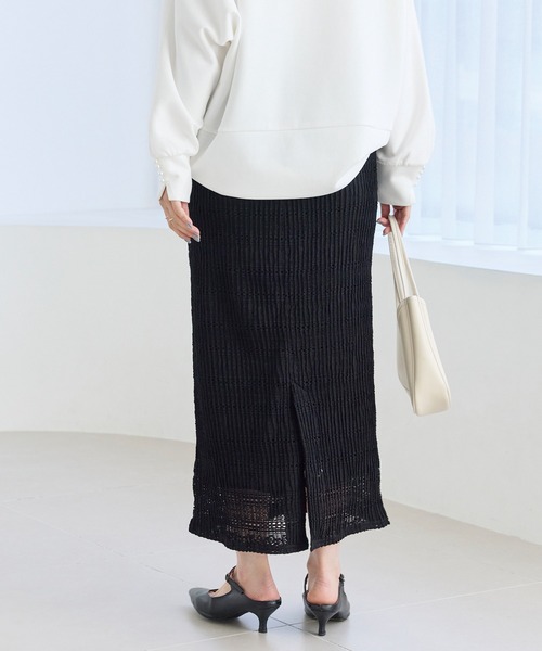 LAVEANGE(ラビアンジェ)の「【洗える】レースプリーツナロースカート|上品レース/美シルエット/ON/OFF着回し/ストレッチ素材/ウエストゴム(スカート・レディース・ブラック/アイボリー・M/LL/3L/4L/5L)」の5枚目の写真