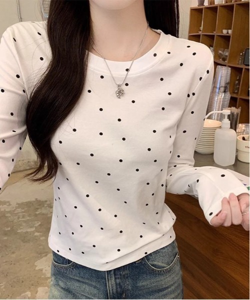 WEGO（ウィゴー）の「WEGO/長袖【水玉】ドット柄タイトトップス/ロンT（Tシャツ/カットソー・レディース・ホワイト/ブラック/グレー・MEDIUM/SMALL）」の8枚目の写真