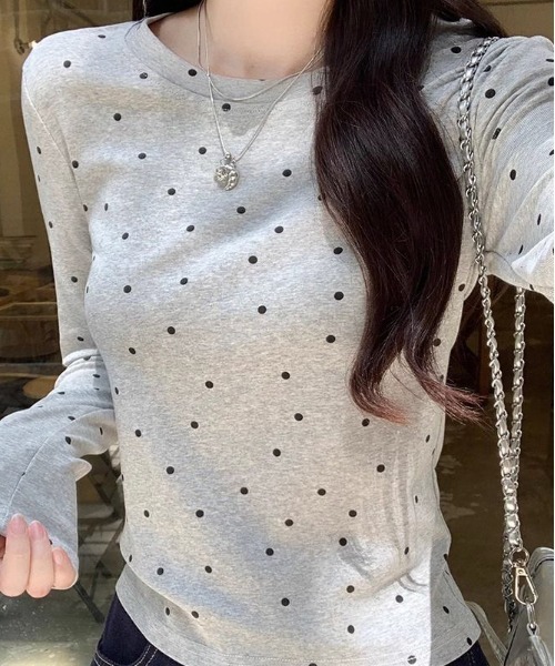 WEGO（ウィゴー）の「WEGO/長袖【水玉】ドット柄タイトトップス/ロンT（Tシャツ/カットソー・レディース・ホワイト/ブラック/グレー・MEDIUM/SMALL）」の11枚目の写真