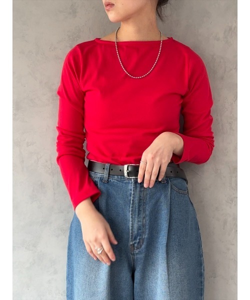 Day and Grade(デイアンドグレイド)の「【ベーシック】ボートネック ロングスリーブ カットソー | ベーシック長袖Tシャツ(Tシャツ/カットソー・レディース・レッド・FREE)」の1枚目の写真