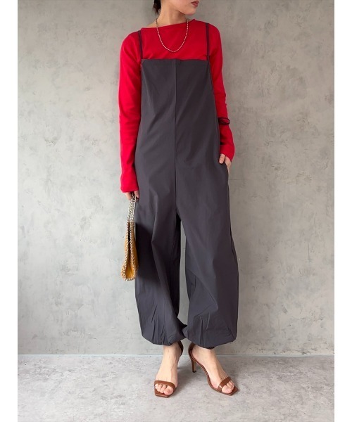 Day and Grade(デイアンドグレイド)の「【ベーシック】ボートネック ロングスリーブ カットソー | ベーシック長袖Tシャツ(Tシャツ/カットソー・レディース・レッド・FREE)」の11枚目の写真