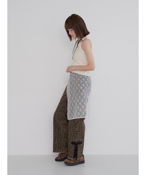 jumelle（ジュメロ）の「leopard ribbon pants（デニムパンツ・レディース・ベージュ・MEDIUM/SMALL）」の18枚目の写真