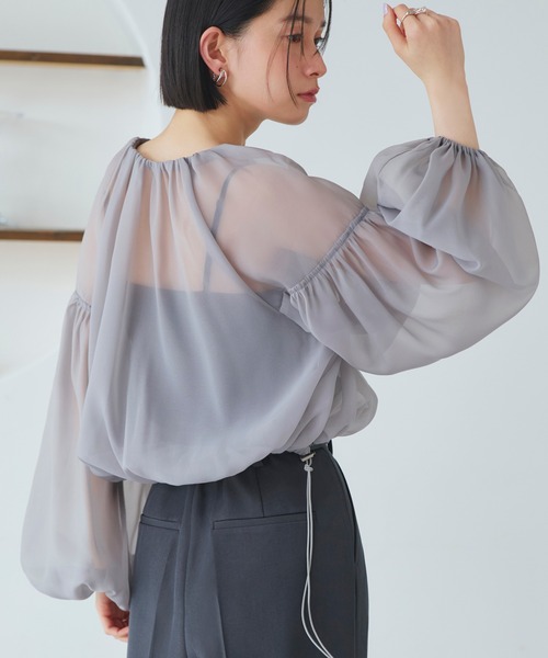RUIRUE BOUTIQUE（ルイルエブティック）の「洗える ｜ シアー ボリューム ブルゾン ｜ レディース 長袖 おしゃれ きれいめ シアートップス シャツ ブラウス 羽織 アウター マウンテンパーカー スプリングコート（ブルゾン・レディース・ピンク/グレー/ブラック・L/M/S/LL）」の5枚目の写真