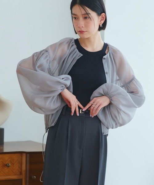 RUIRUE BOUTIQUE（ルイルエブティック）の「洗える ｜ シアー ボリューム ブルゾン ｜ レディース 長袖 おしゃれ きれいめ シアートップス シャツ ブラウス 羽織 アウター マウンテンパーカー スプリングコート（ブルゾン・レディース・ピンク/グレー/ブラック・L/M/S/LL）」の7枚目の写真