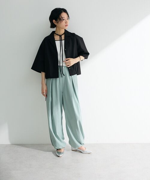 Green　Parks（グリーンパークス）の「綿麻混裾ドロスト開襟シャツジャケット（シャツ/ブラウス・レディース・ブラック/杢グレー/チェック/ライトベージュ・FREE）」の11枚目の写真