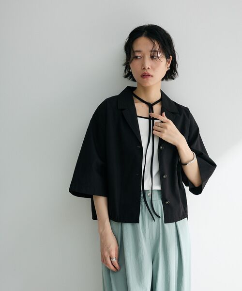 Green　Parks（グリーンパークス）の「綿麻混裾ドロスト開襟シャツジャケット（シャツ/ブラウス・レディース・ブラック/杢グレー/チェック/ライトベージュ・FREE）」の13枚目の写真