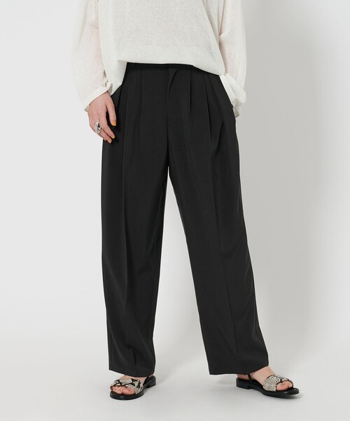 BEAUTY&YOUTH UNITED ARROWS(ビューティーアンドユースユナイテッドアローズ)の「【WEB限定 Wardrobe DAILY MINIMAL】ランダムタック テーパードパンツ -ウォッシャブル-(スラックス・レディース・ブラック/ベージュ・XS/S/M/L)」の21枚目の写真