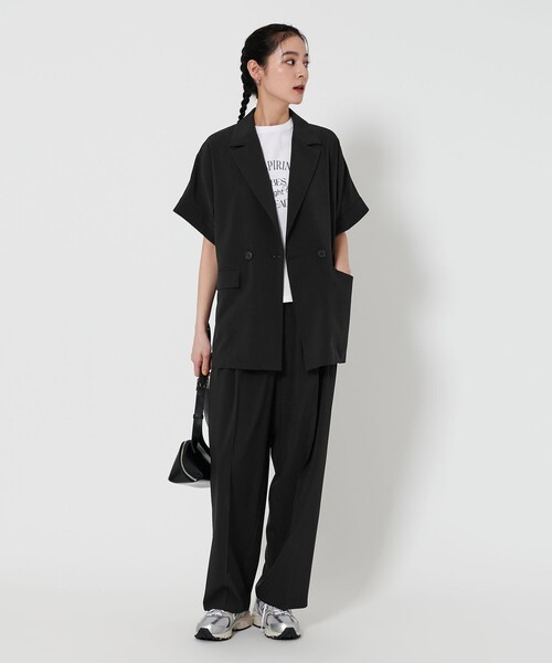 BEAUTY&YOUTH UNITED ARROWS(ビューティーアンドユースユナイテッドアローズ)の「【WEB限定 Wardrobe DAILY MINIMAL】ランダムタック テーパードパンツ -ウォッシャブル-(スラックス・レディース・ブラック/ベージュ・XS/S/M/L)」の14枚目の写真