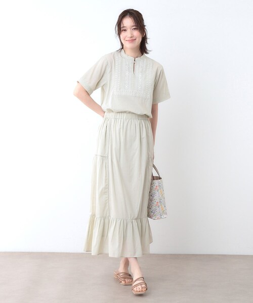 LAURA ASHLEY(ローラアシュレイ)の「【SETUP可/コットン100%/インド綿/刺繍入り】デザインブラウス(シャツ/ブラウス・レディース・ベージュ/チャコールグレー/ライトグレー系9・38)」の14枚目の写真