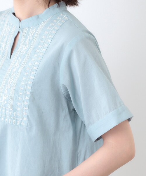 LAURA ASHLEY(ローラアシュレイ)の「【SETUP可/コットン100%/インド綿/刺繍入り】デザインブラウス(シャツ/ブラウス・レディース・ベージュ/チャコールグレー/ライトグレー系9・38)」の21枚目の写真