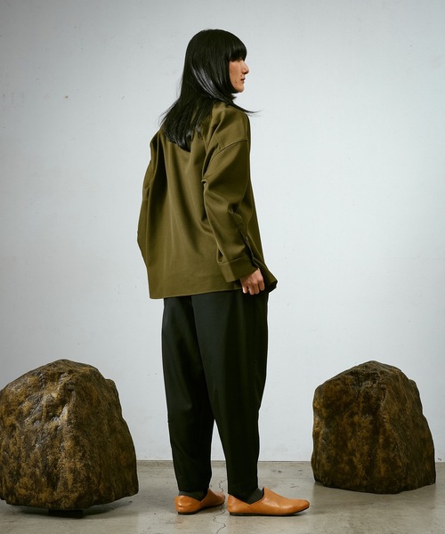 Dulcamara（ドゥルカマラ）の「よそいきオーバータックPT（スラックス・メンズ・ブラック/オリーブ/ネイビー系・0/2/1）」の9枚目の写真