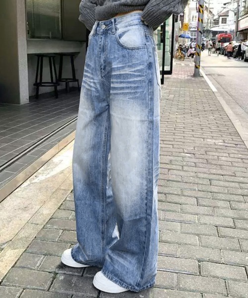Miniministore(ミニミニストア)の「ウォッシュ加工デニムパンツ ワイドデニム(デニムパンツ・レディース・ブルー・XL/L/M/S)」の17枚目の写真