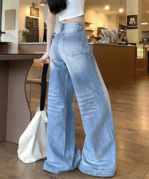 Miniministore(ミニミニストア)の「ウォッシュ加工デニムパンツ ワイドデニム(デニムパンツ・レディース・ブルー・XL/L/M/S)」の12枚目の写真