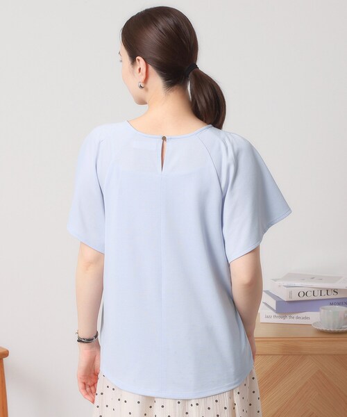 ITS'DEMO（イッツデモ）の「◆【吸水速乾／洗濯機OK／洗濯後しわになりにくい】カットミラノタックプルオーバー（Tシャツ/カットソー・レディース・ブラック/ブルーグリーン/レッド系/オフホワイト/サックスブルー・00）」の10枚目の写真