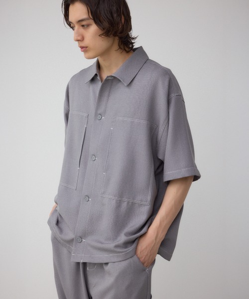 AZUL by moussy(アズールバイマウジー)の「アウトステッチブッチャーシャツ(シャツ/ブラウス・メンズ・グレー/ライトブラウン/ブラック・LARGE/MEDIUM)」の1枚目の写真