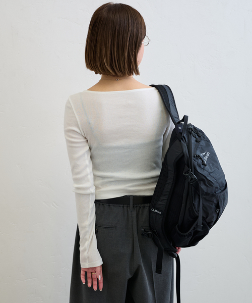 U by SPICK&SPAN（ユーバイスピックアンドスパン）の「《追加2》シフォンテレコカットトップス（Tシャツ/カットソー・レディース・ホワイト/キャメル/レッド/ブラック/ブルー・FREE）」の18枚目の写真