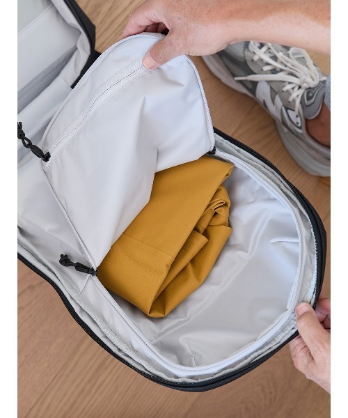 WEXLEY（ウェクスレイ）の「SHAG / 17L Slim Pack 1680D Cordura Ballistic（ビジネスバッグ・メンズ・ブラック・ONE SIZE）」の18枚目の写真