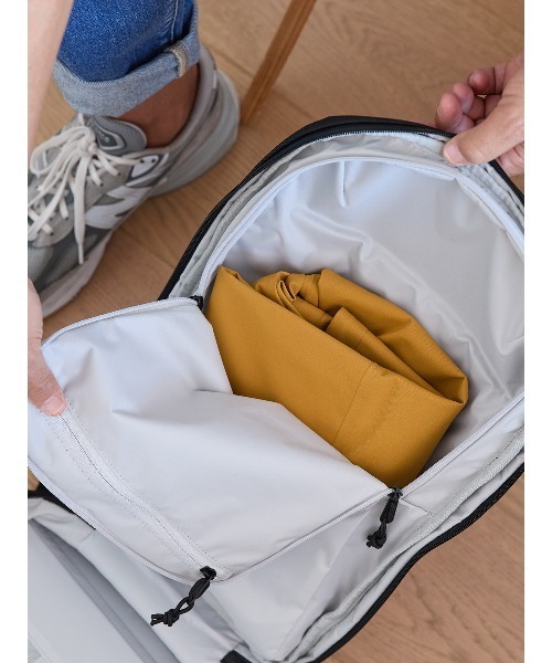 WEXLEY（ウェクスレイ）の「SHAG / 17L Slim Pack 1680D Cordura Ballistic（ビジネスバッグ・メンズ・ブラック・ONE SIZE）」の19枚目の写真