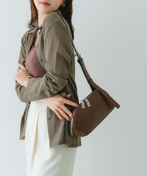 RODE SKO（ロデスコ）の「ADD CULUMN　FIGRE BODYBAG（ショルダーバッグ・レディース・ブラック/ブラウン・-）」の14枚目の写真