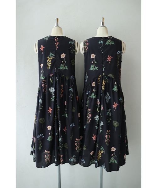 cawaii（カワイイ）の「ウエストカーブ切り替えの花図鑑ミディアムワンピース（ワンピース・レディース・ブラック/アイボリー・FREE）」の9枚目の写真