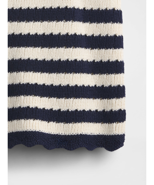 GAP(ギャップ)の「スカラップ クロシェ タンクトップ (幼児・ベビー)(ニット/セーター・キッズ・レッド/ネイビー・80cm/90cm/95cm/100cm/105cm/70cm/110cm)」の9枚目の写真