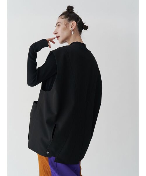 UN3D.（アンスリード）の「SHEER POCKET 2WAY COCOON VEST / シアー